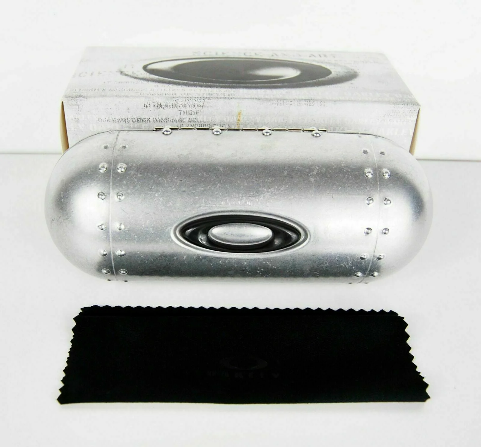 Oakley Case Metal Aluminum Torpedo Vault Clamshell Hard Sunglasses Case New